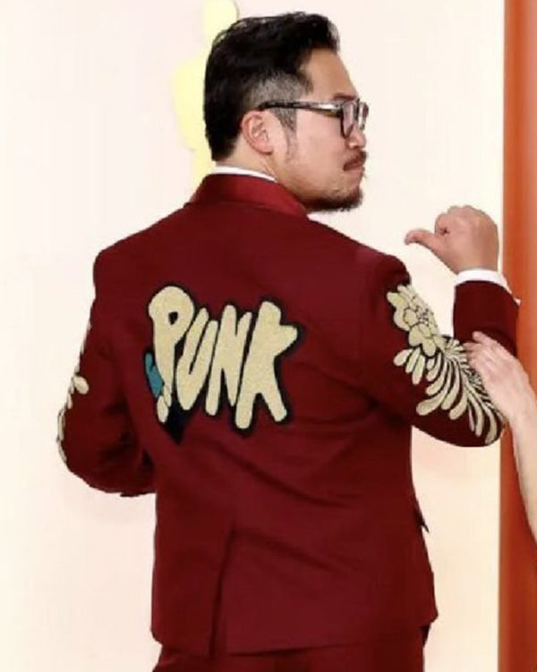 Oscar 2023 Daniel Kwan Maroon Suit