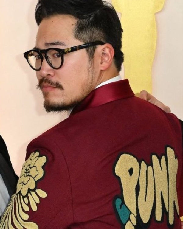 Oscar 2023 Daniel Kwan Maroon Suit