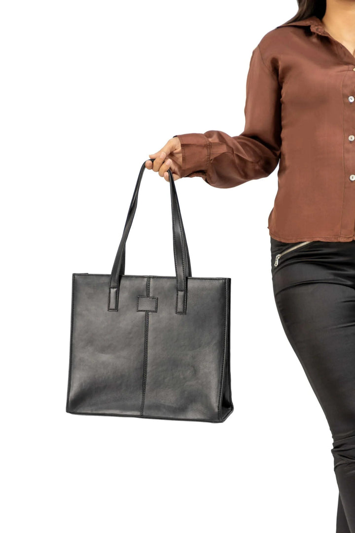 Everyday Women's Black Leather Zipper Tote Bag - Image 2