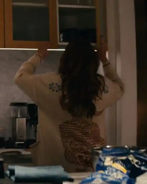 Leave The World Behind Julia Roberts Cardigan